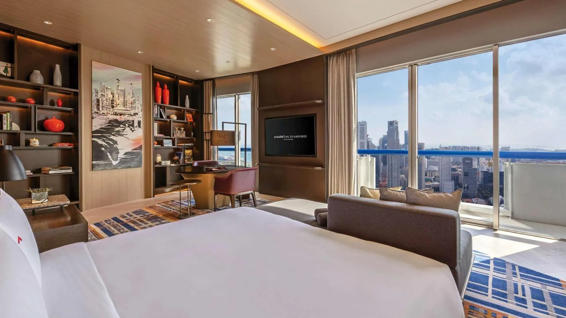 Swissotel The Stamford Singapur 5*,